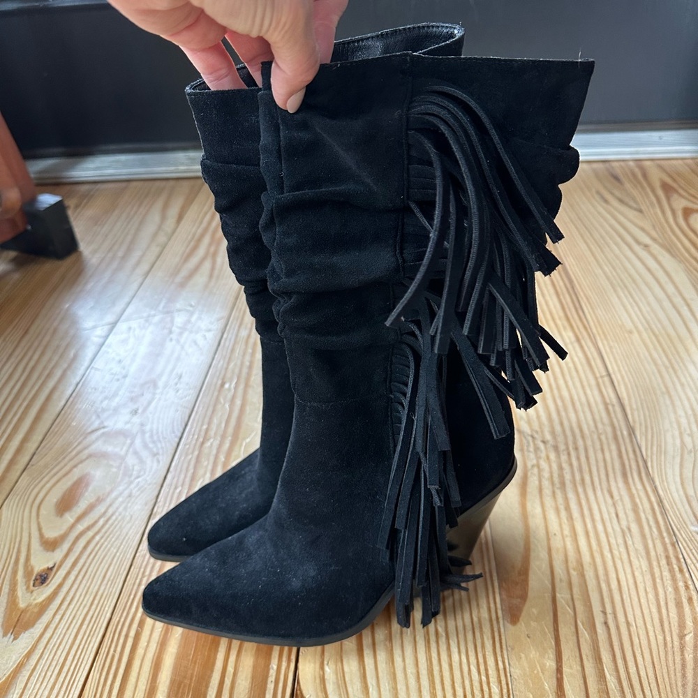 Heeled fringe booties